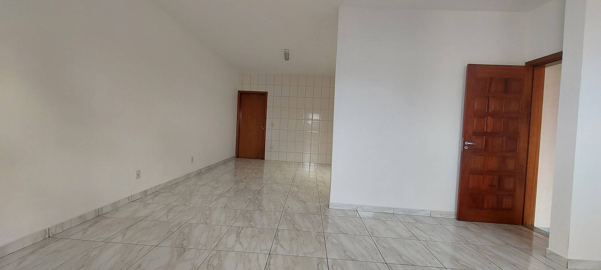 #944 - Casa para Venda em Jundiaí - SP