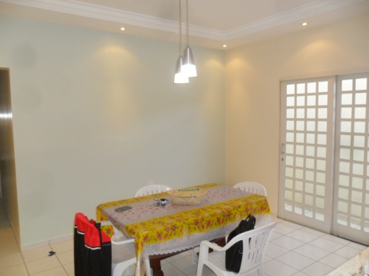 Casa o para Venda em Jardim Amanda I Hortolândia- Campinas