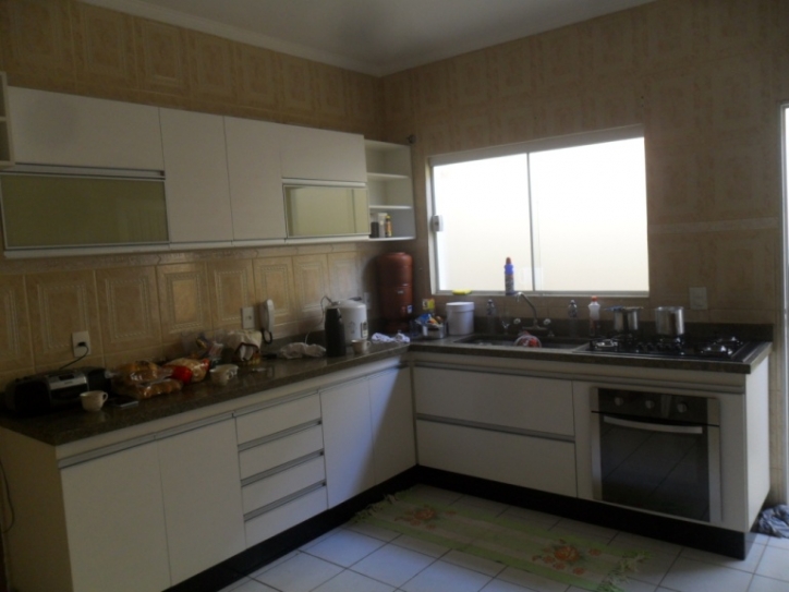 Casa o para Venda em Jardim Amanda I Hortolândia- Campinas