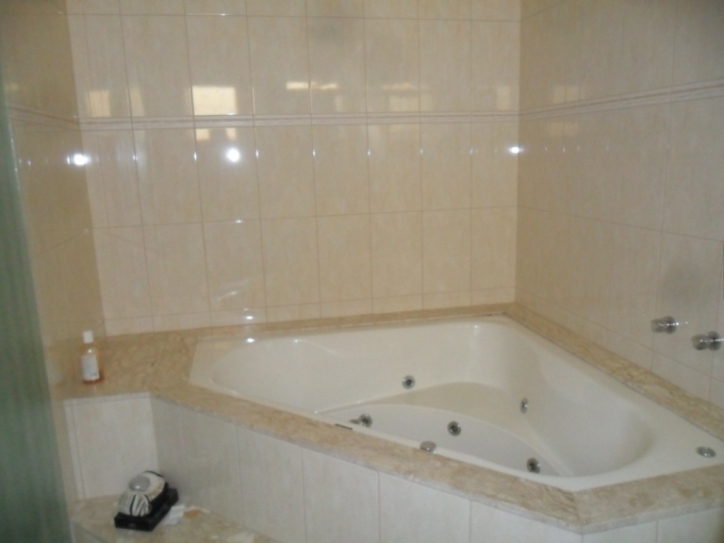 Casa o para Venda em Jardim Amanda I Hortolândia- Campinas