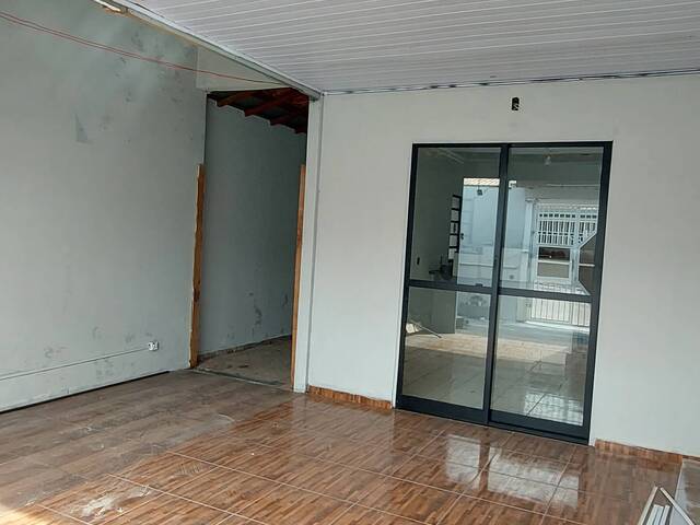 #950 - Casa para Venda em Jundiaí - SP - 2