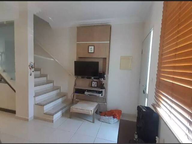 #953 - Casa para Venda em Jundiaí - SP - 2